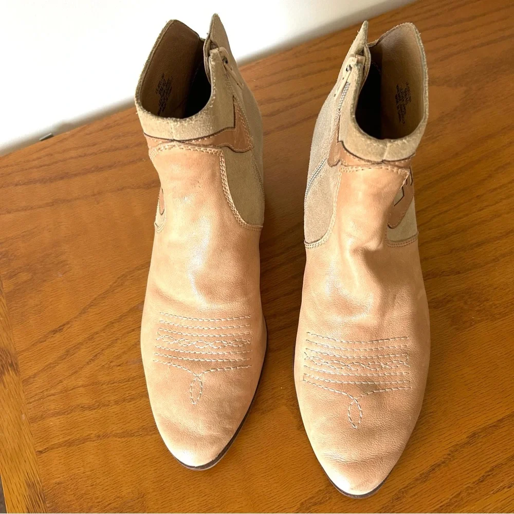 Lucky Brand Idellina Western Bootie in Tahini. Size 9. - Picture 12 of 13